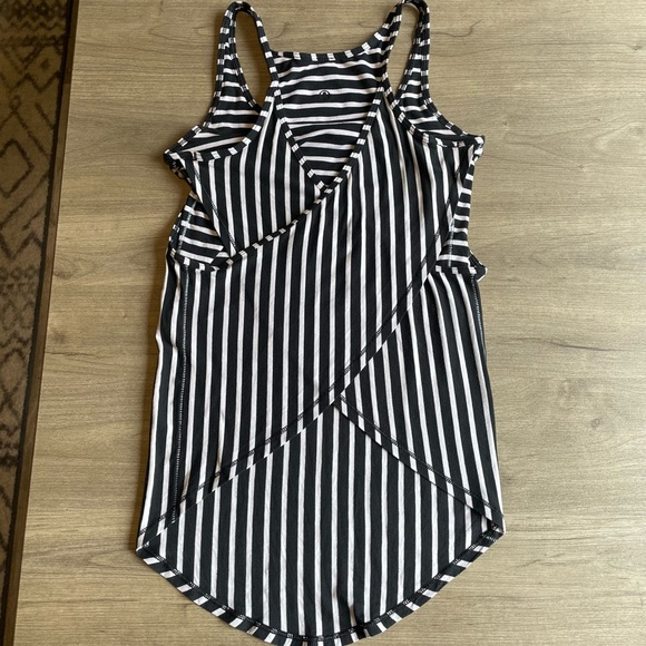 Lululemon Vita racer back tank - Picture 3 of 12